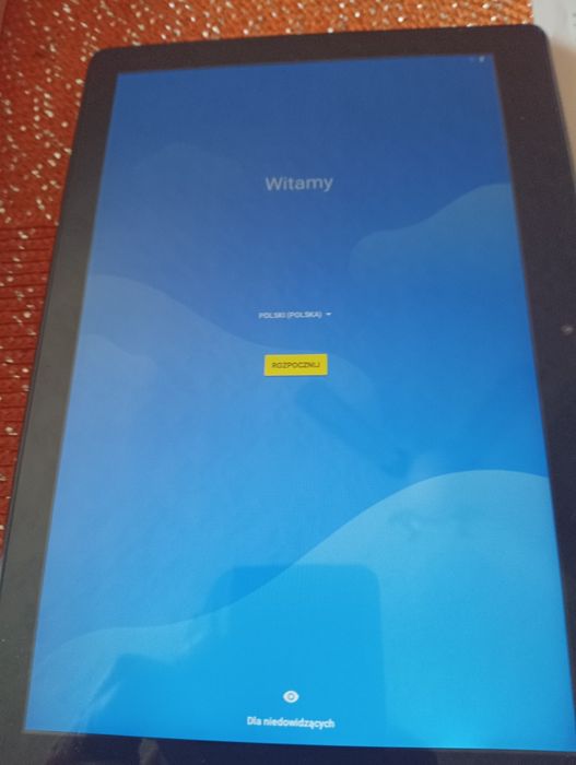 Tablet Lenovo tab E10 folia na ekranie