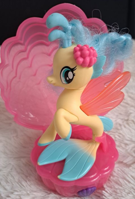 Koniki May Little Pony pozytywka. Gra i świeci