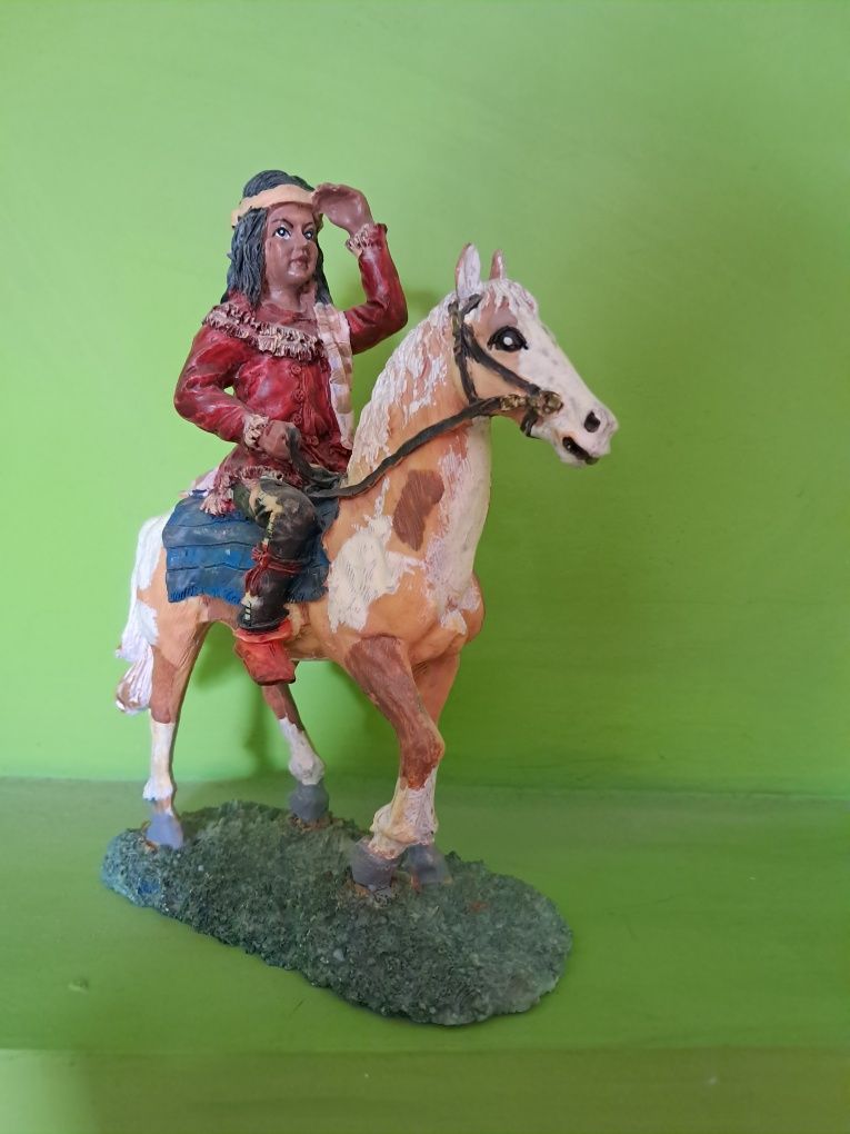 Figurka kolekcjonerska Indianie