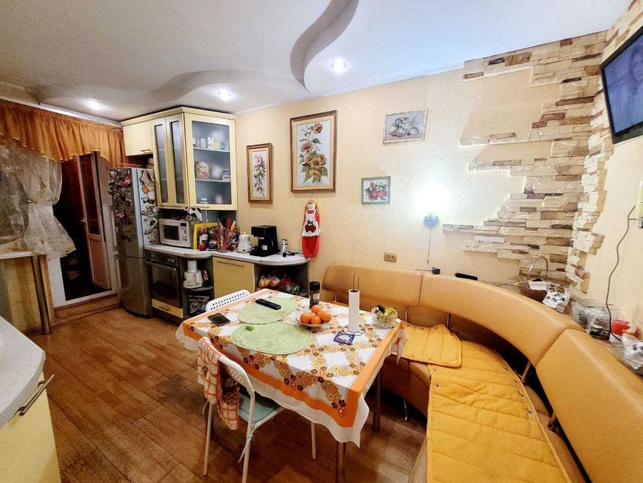 4к.кв.СУПЕР ПЛАНУВАННЯ! S- 100м.кв. Ремонт+меблі.Краща пропозиція!Без%