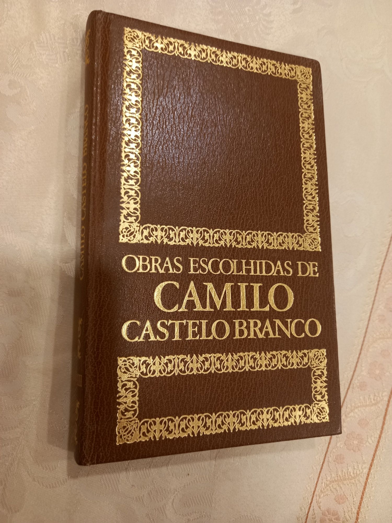 Livro obras Camilo Castelo Branco - os brilhantes do brasileiro