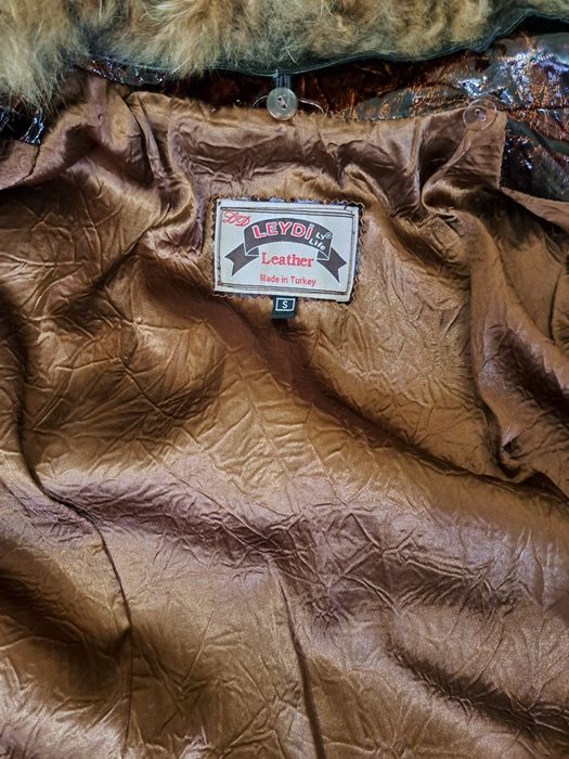 Шкіряний піджак-куртка жіночий