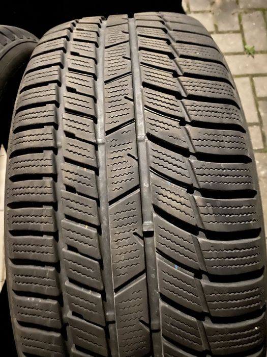 Sprzedam używane zimowe opony 235/50/19