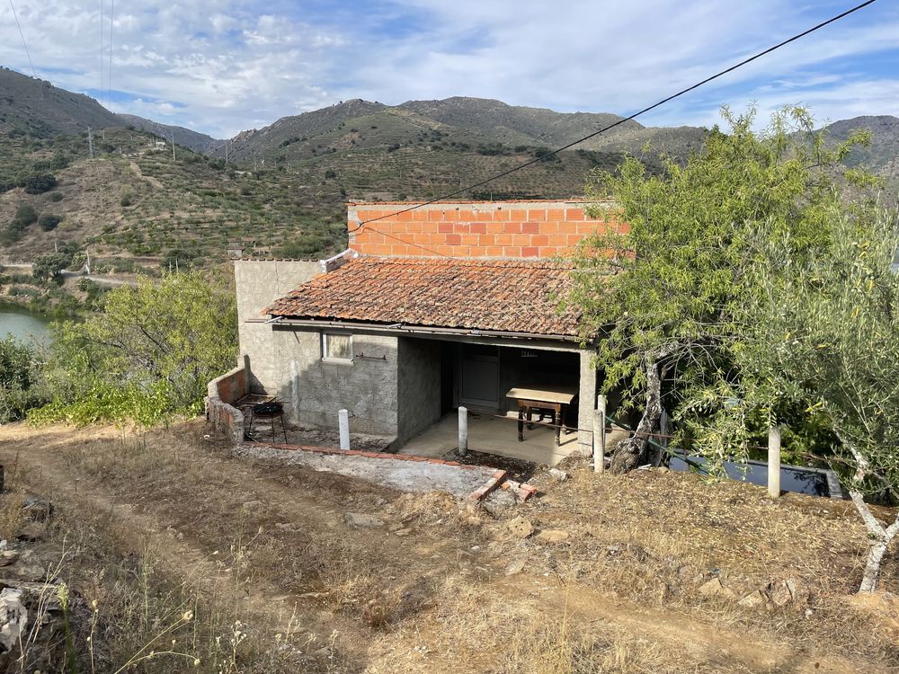 Terreno em Mazouco - Freixo de espada á cinta