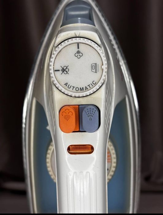 Утюг Moulinex Рабочий