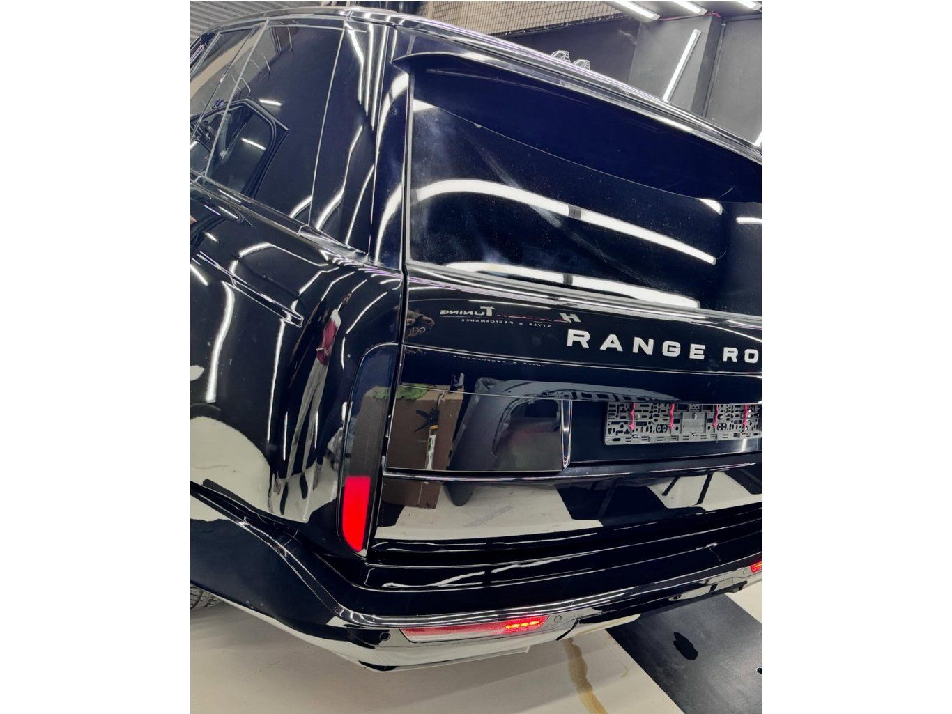 Range Rover L405 Комплект рестайлінгу в L460 (2024 року)
