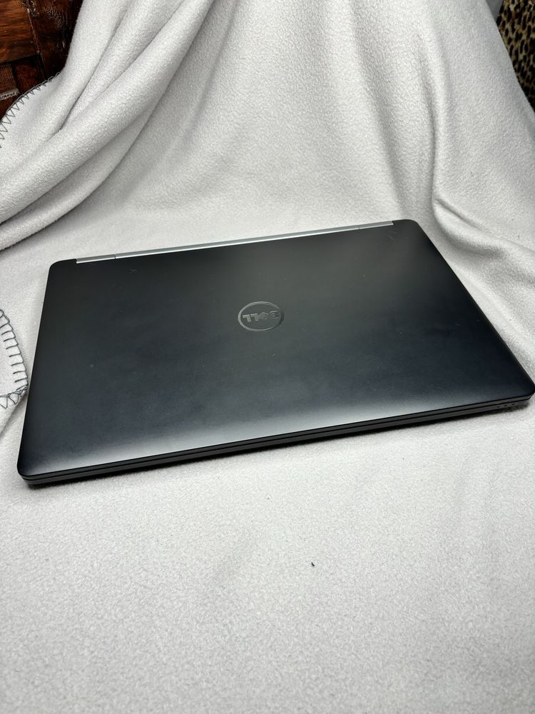 Dell E5570 озу 12гб inteli5