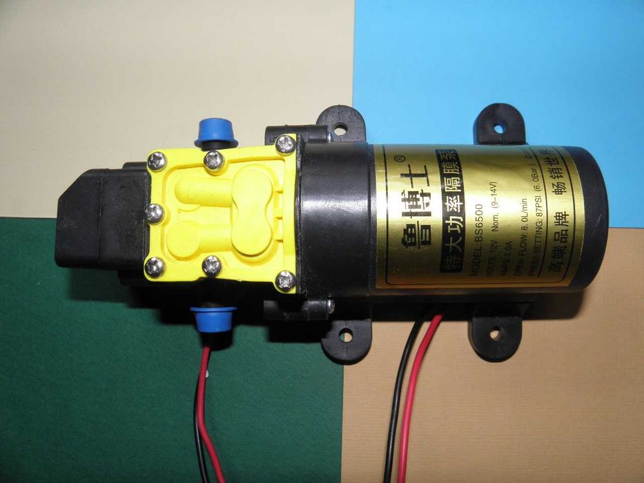 Мембранний насос з датчиком вимкнення, 12В, 8 л/хв