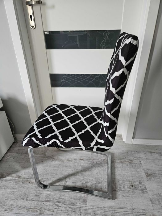 Pokrowce na krzesła wzór biało czarne elastyczne uniwersalne 4 sztuki