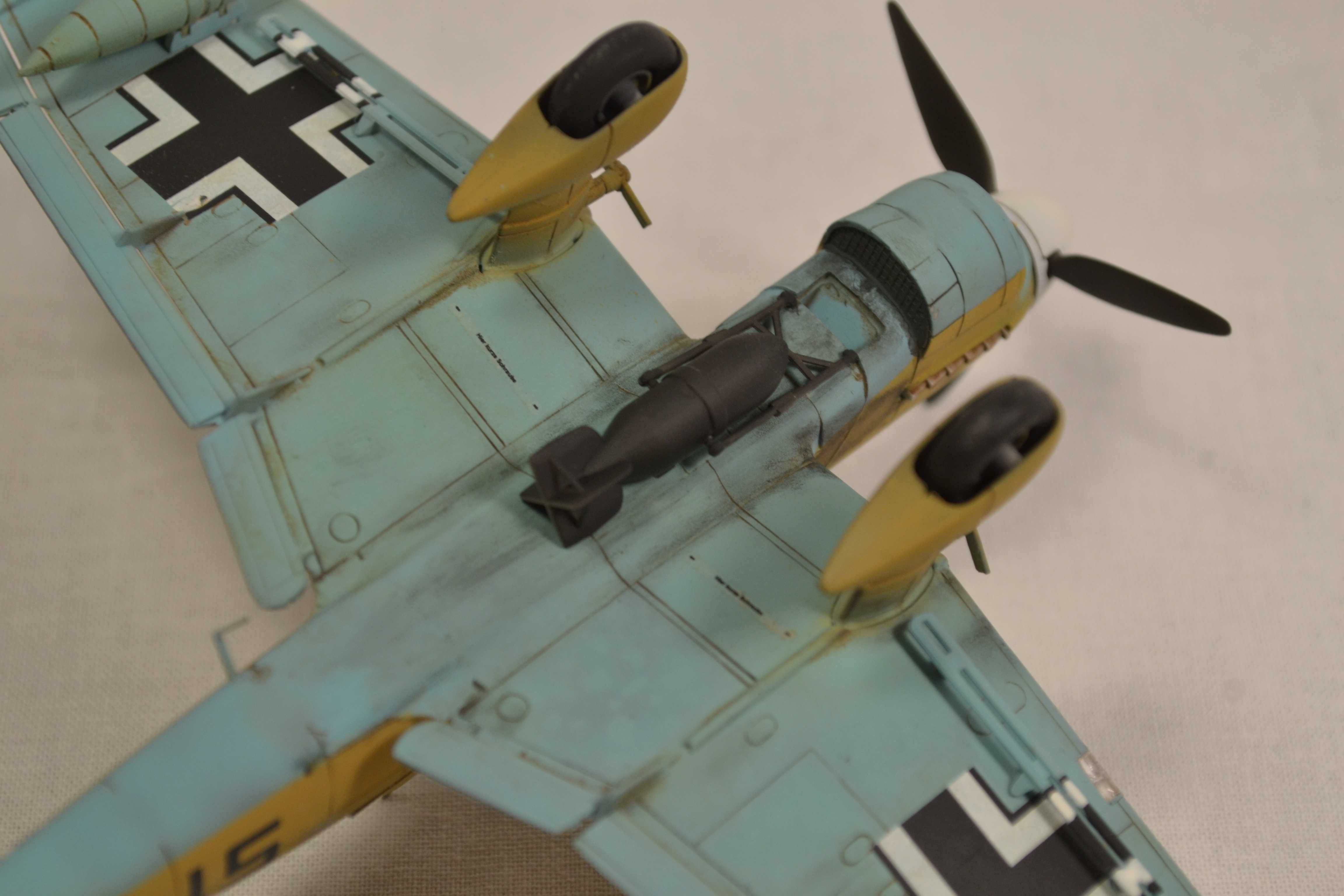 Junkers Ju-87 R2 Stuka ,,Sztukas" skala 1:72 -- GOTOWY MODEL