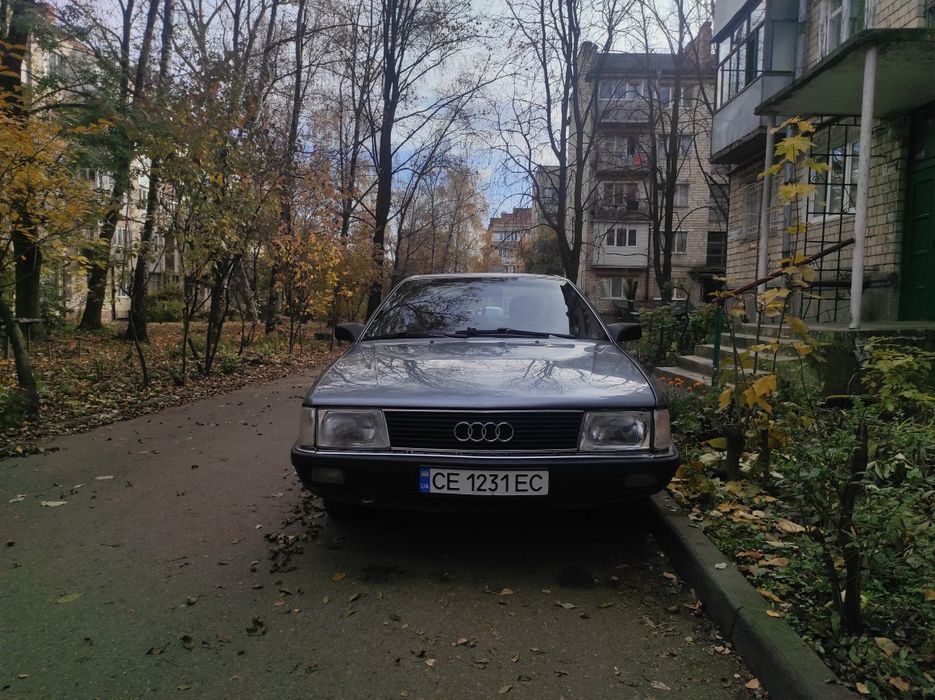 Audi 100 C3 2.3 бензин