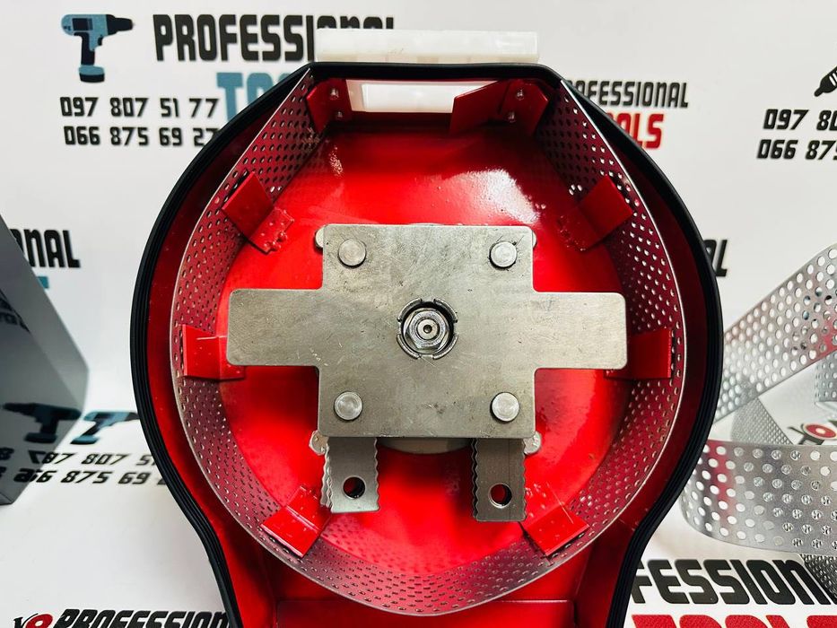 Крупорушка Makita FBS-4500 4.5 кВт 300 кг/год Млинок макіта Млин ДКУ