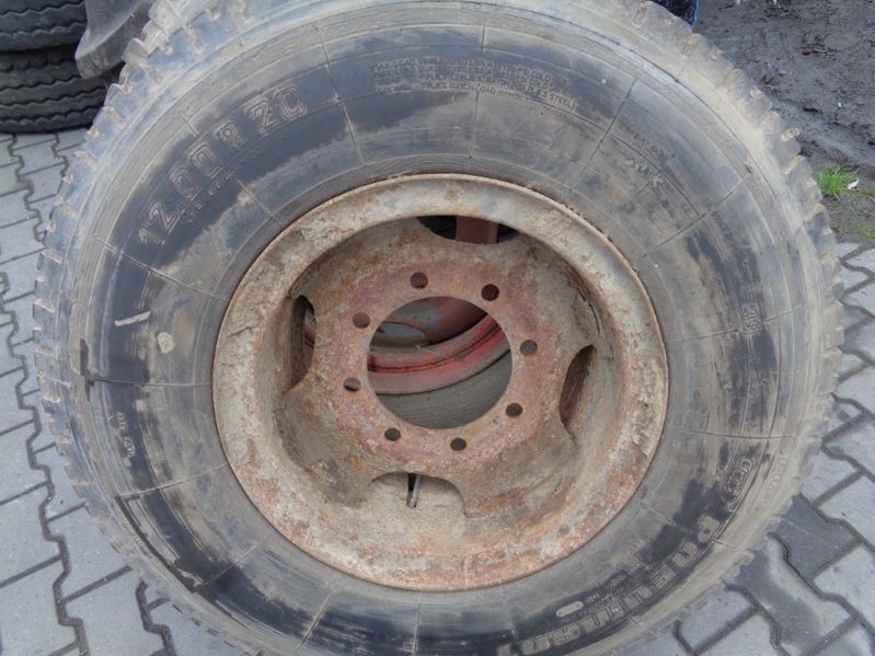 Koła kompletne 12.00R20 Pneumant  *S