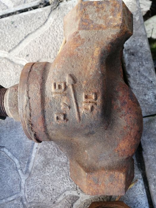 Продам 250 грн штука