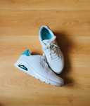 Buty damskie do chodzenia Skechers 177092WMNT białe roz. 39