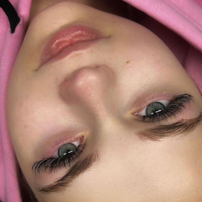 Нарощування вій, ламінування вій, курси