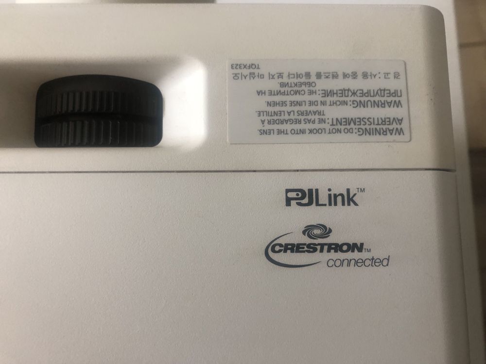 Projektor LCD Panasonic pt-vw340