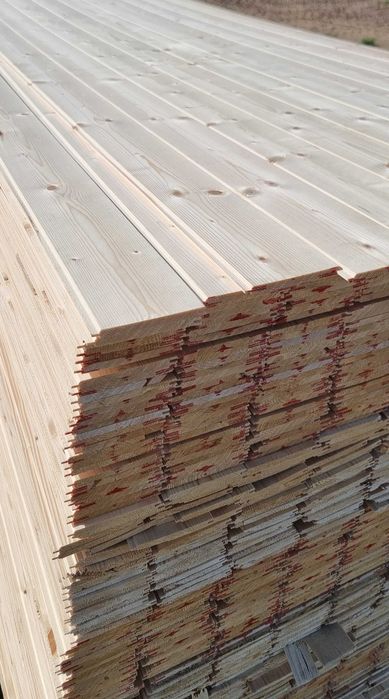 Boazeria 14x121 deska elewacyjna świerkowa sucha