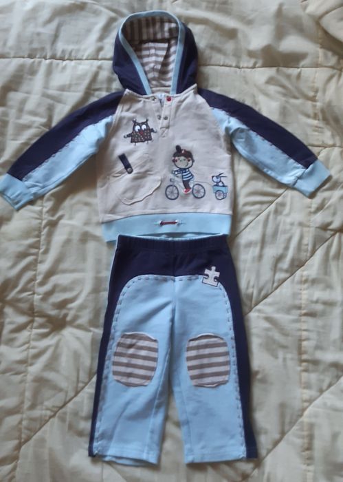 Спортивный костюмчик детский