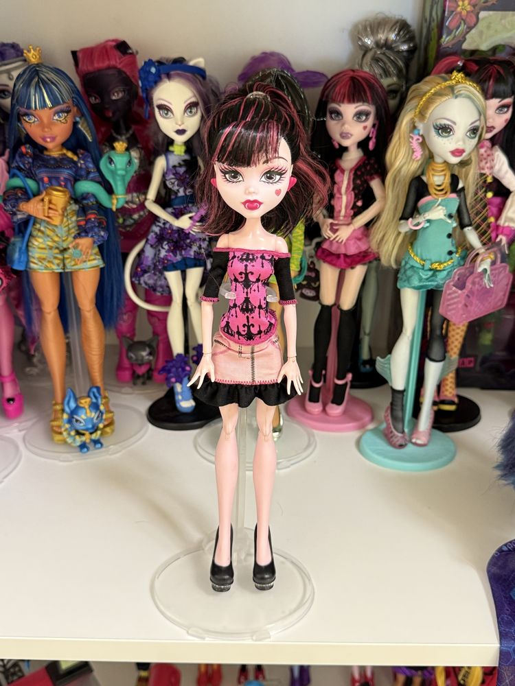 Куклы Монстер хай Monster high Lps лпс Дракулаура Клодин Лагуна Клодия