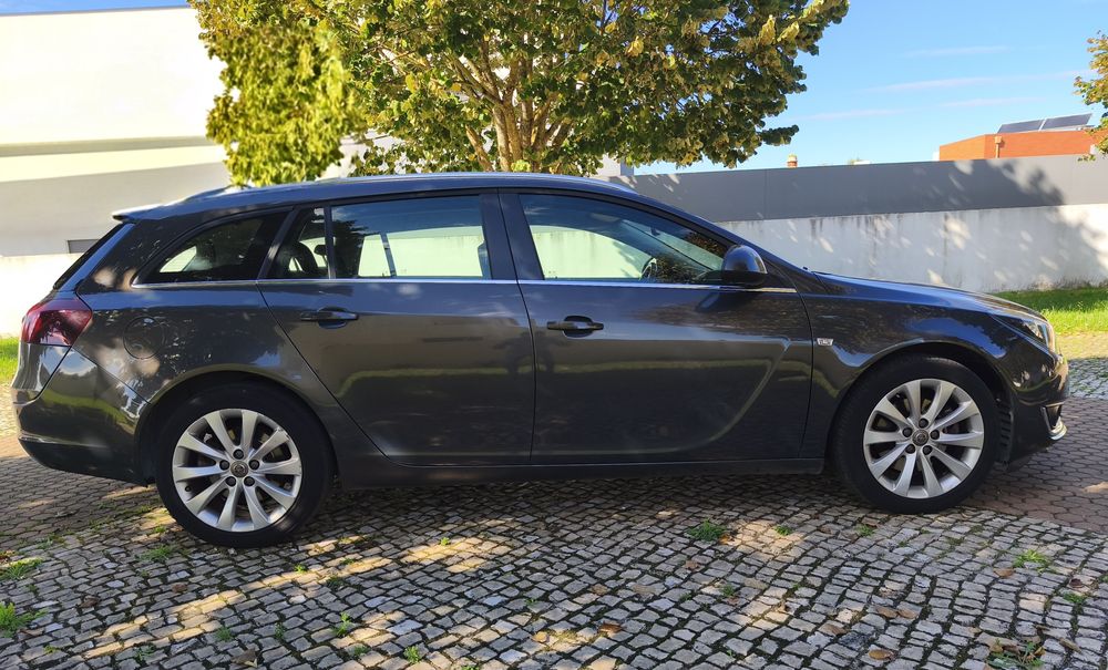 Opel Insignia 2.0 gasóleo com 165 mil kms de 2015