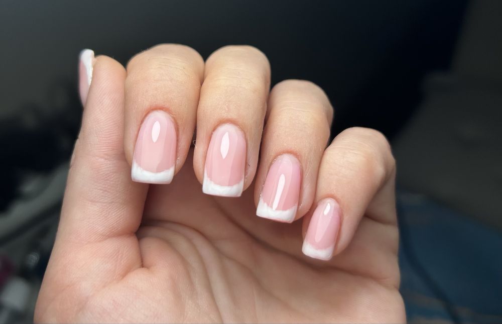 Manicure hybrydowy / żelowy / przedłużanie paznokci – Kraków