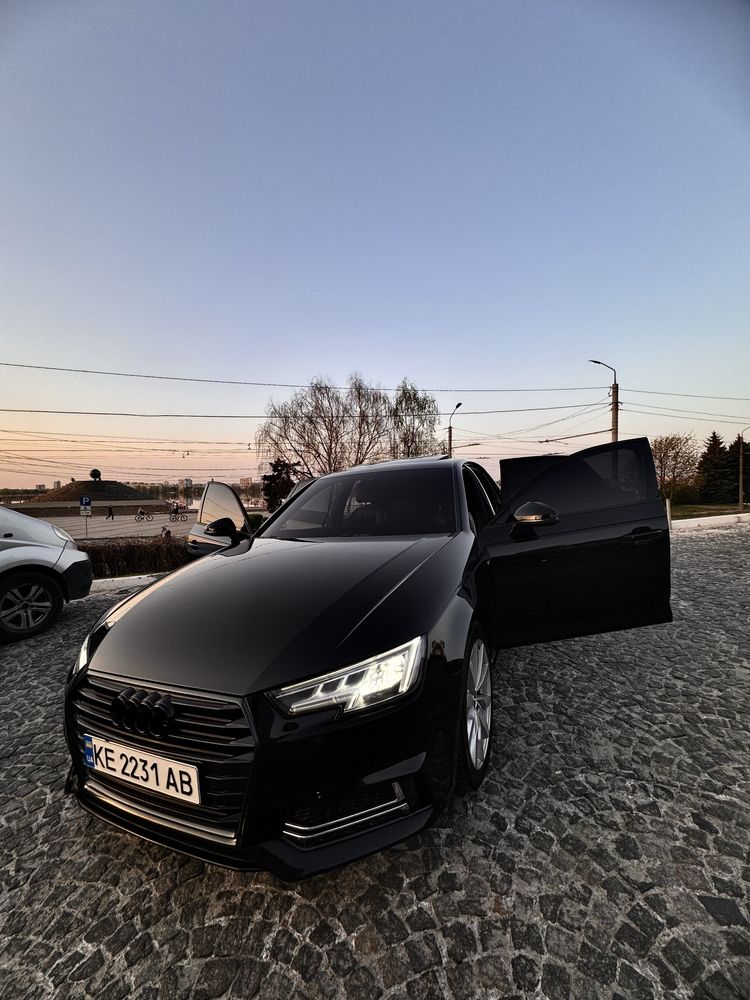 Audi A4 B9 2018 S-line