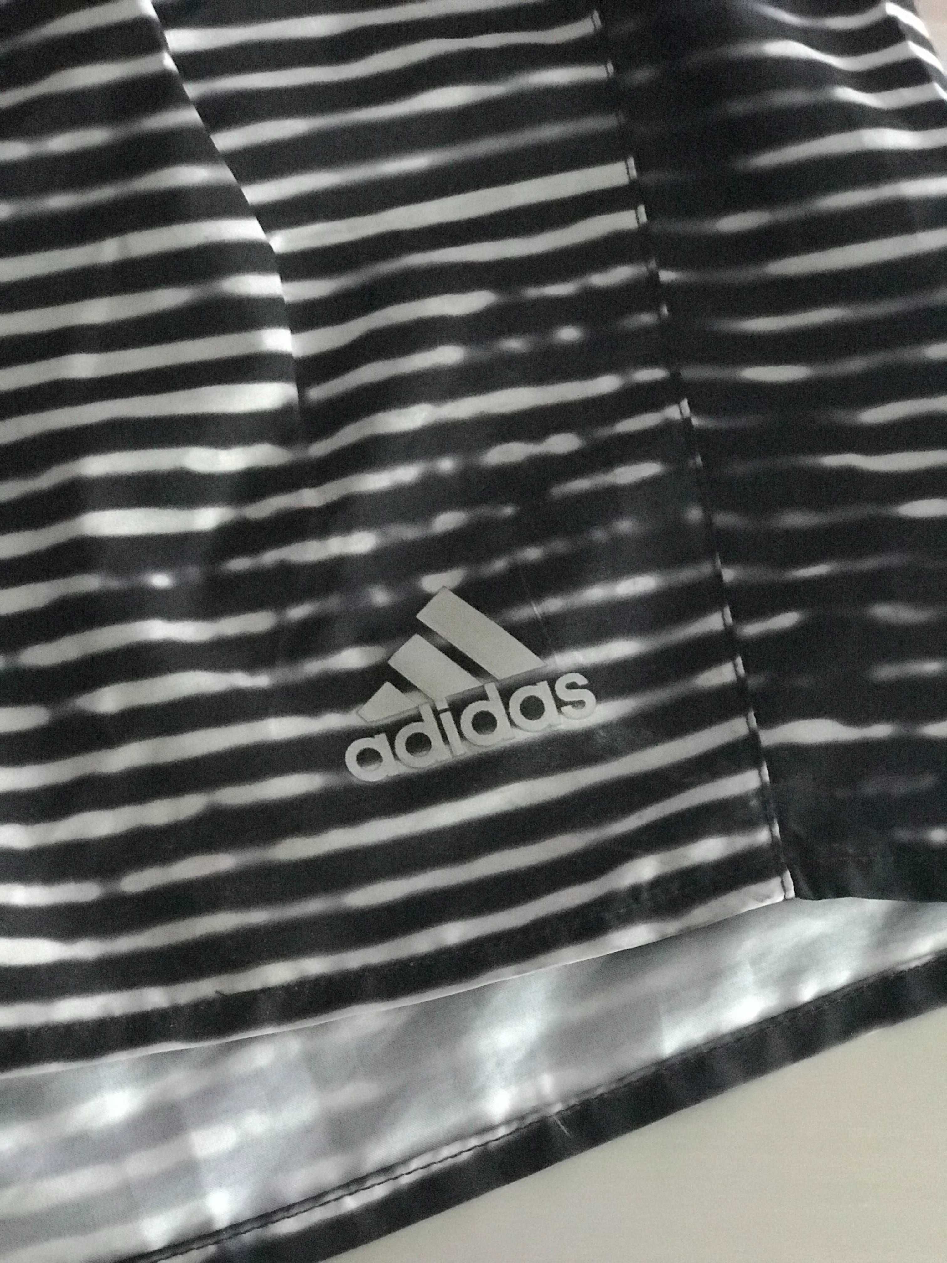 Calção desportivo adidas L