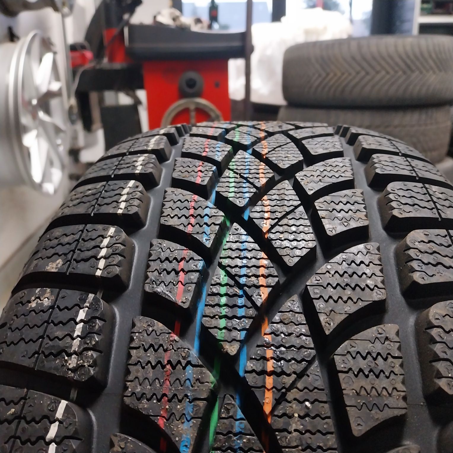 Opona Zimowa DUNLOP SP WINTER SPORT 3D 225/50R18 99H