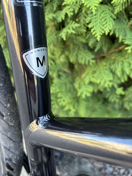 Велосипед жіночий SPECIALIZED vita стан нового розмір M