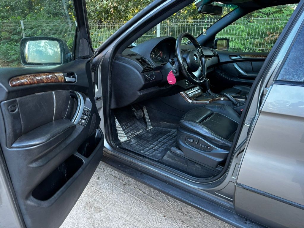 Vendo bmw  X5 em bom estado