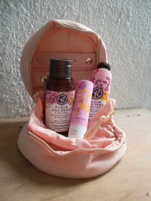 Vários Conjuntos Yves rocher