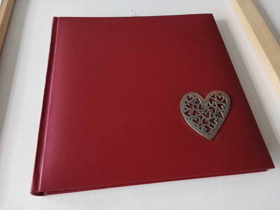 Álbum de fotografias com coração em Prata NOVO