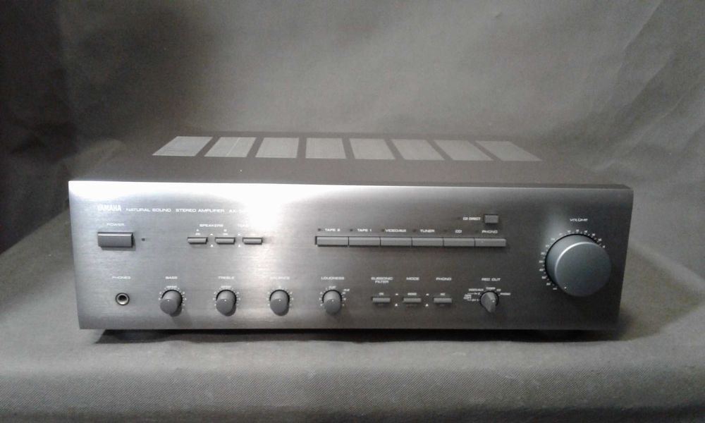 YAMAHA AX-540 wzmacniacz stereo