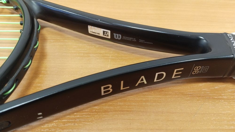 Wilson Blade v7 98 L4