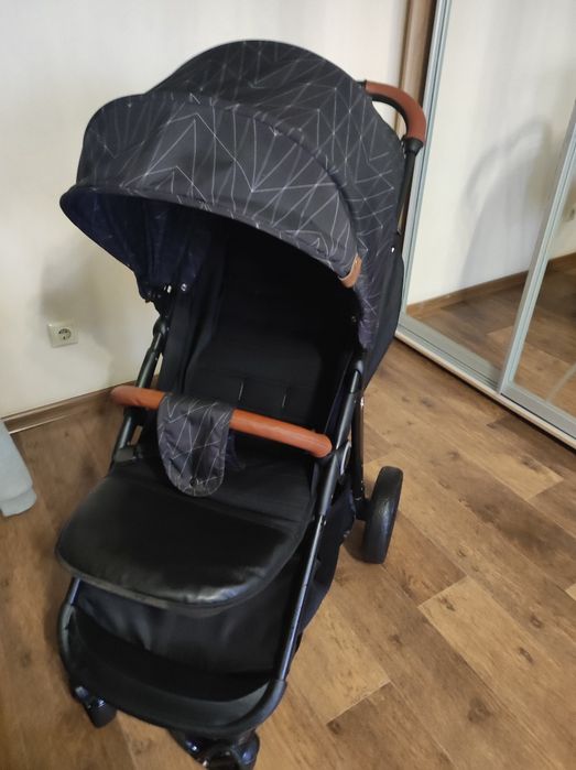 Продам дитячий візочок