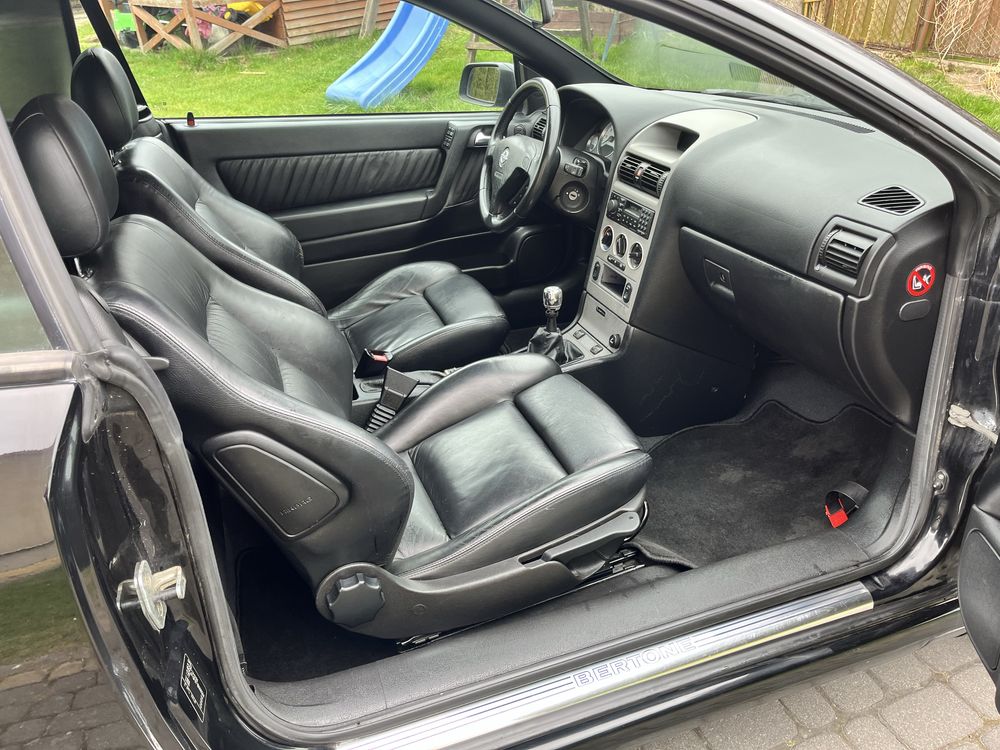 Opel Astra Bertone Cabrio 2.2 benzyna  elektryczny  Dach klimatyzacja