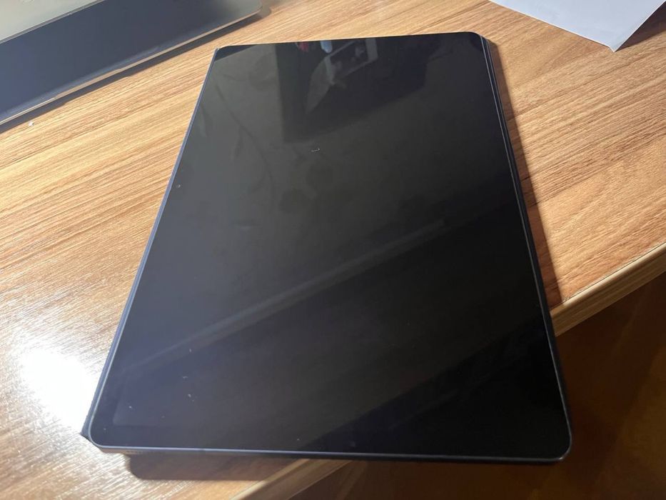 Продам Samsung Galaxy Tab S7 FE Wi-Fi у відмінному стані!