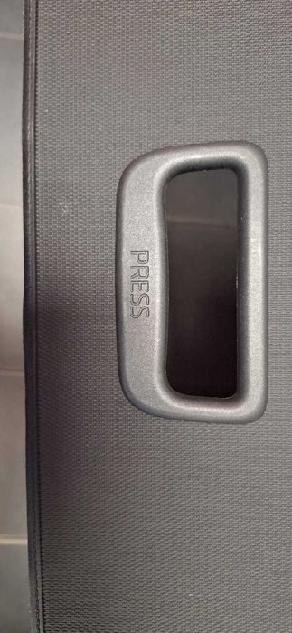 Roleta bagażnika Octavia 3 III 5E986...