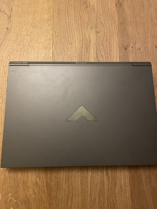 HP Victus 16 in box