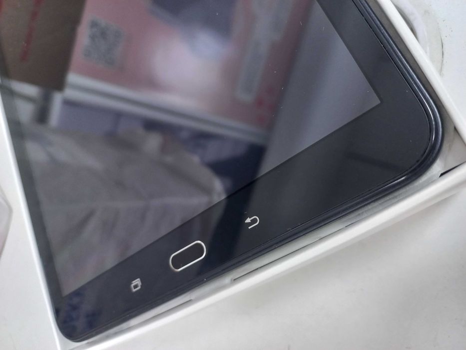 Планшет Samsung 10” ! Оригінал в ідеальному стані!