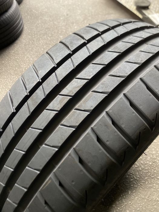 Pneus 225/40/19 Bridgestone Turanza T005 MO