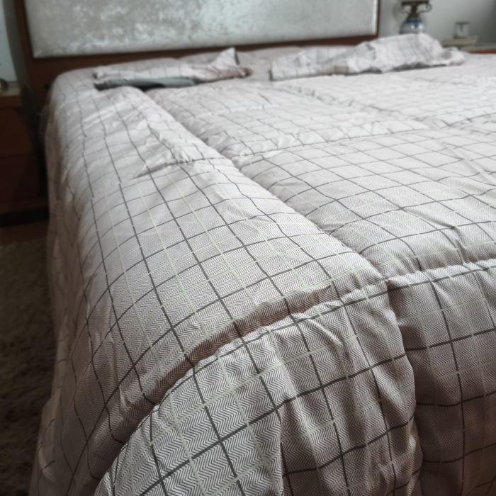 Edredão Icelands cor-de-rosa de inverno (250/270) como novo.