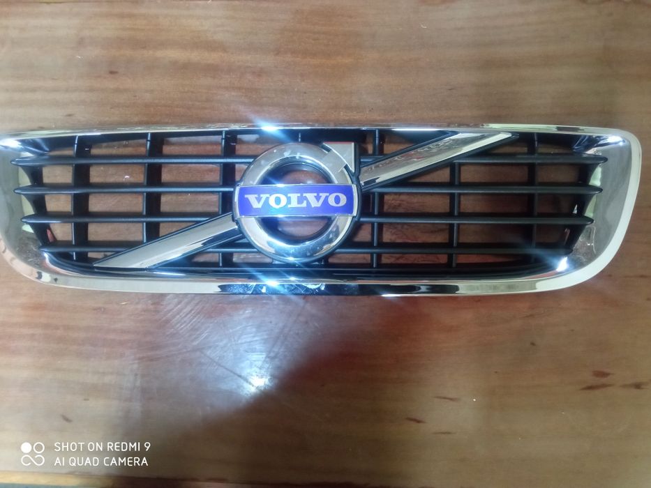 Розборка volvo v50 Вольво в50 R design  Гриль,решітка Вольво в50 volvo