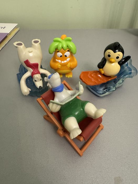 Фігурки Kinder Maxi Кіндер Максі