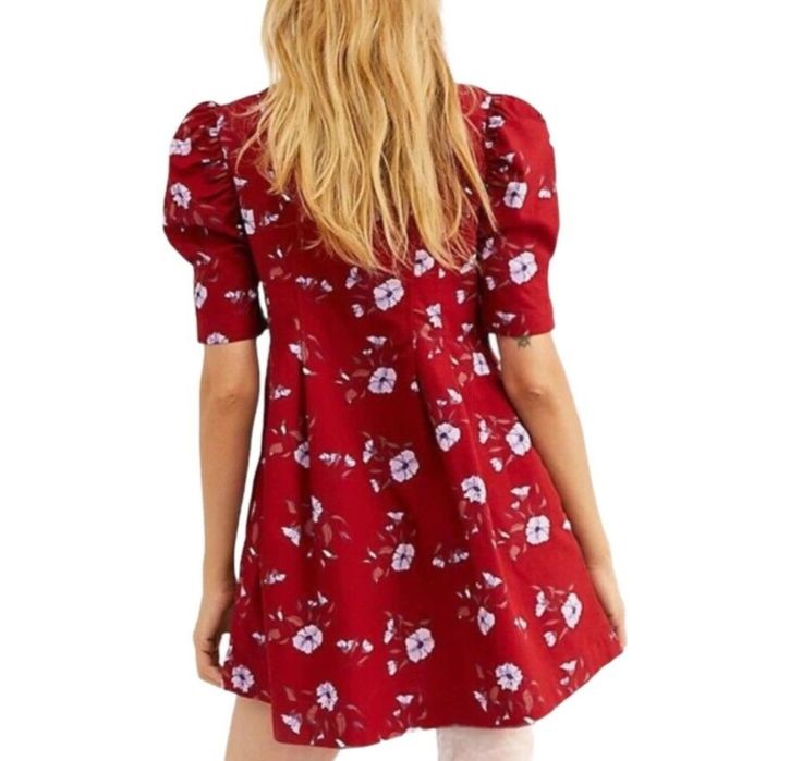 Гарна сукня жіноча