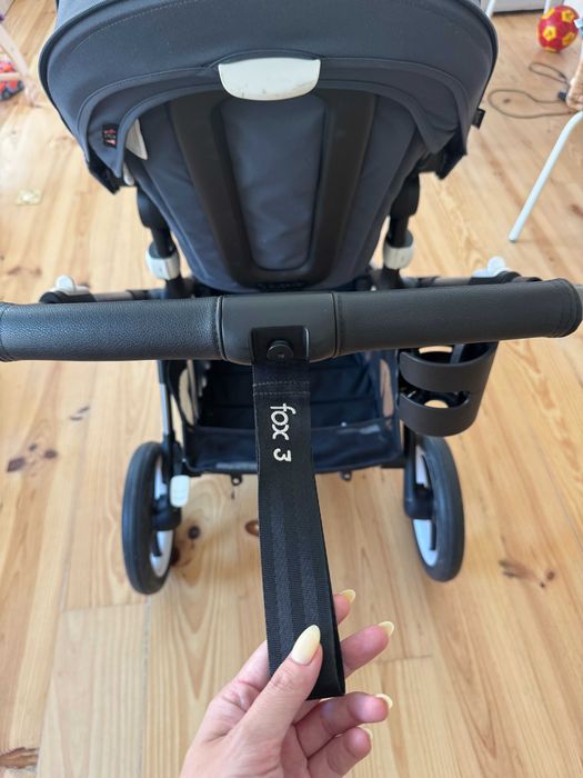 Stunning Bugaboo Fox 3 (Stormy Blue) – Includes Bassinet & Seat Unit