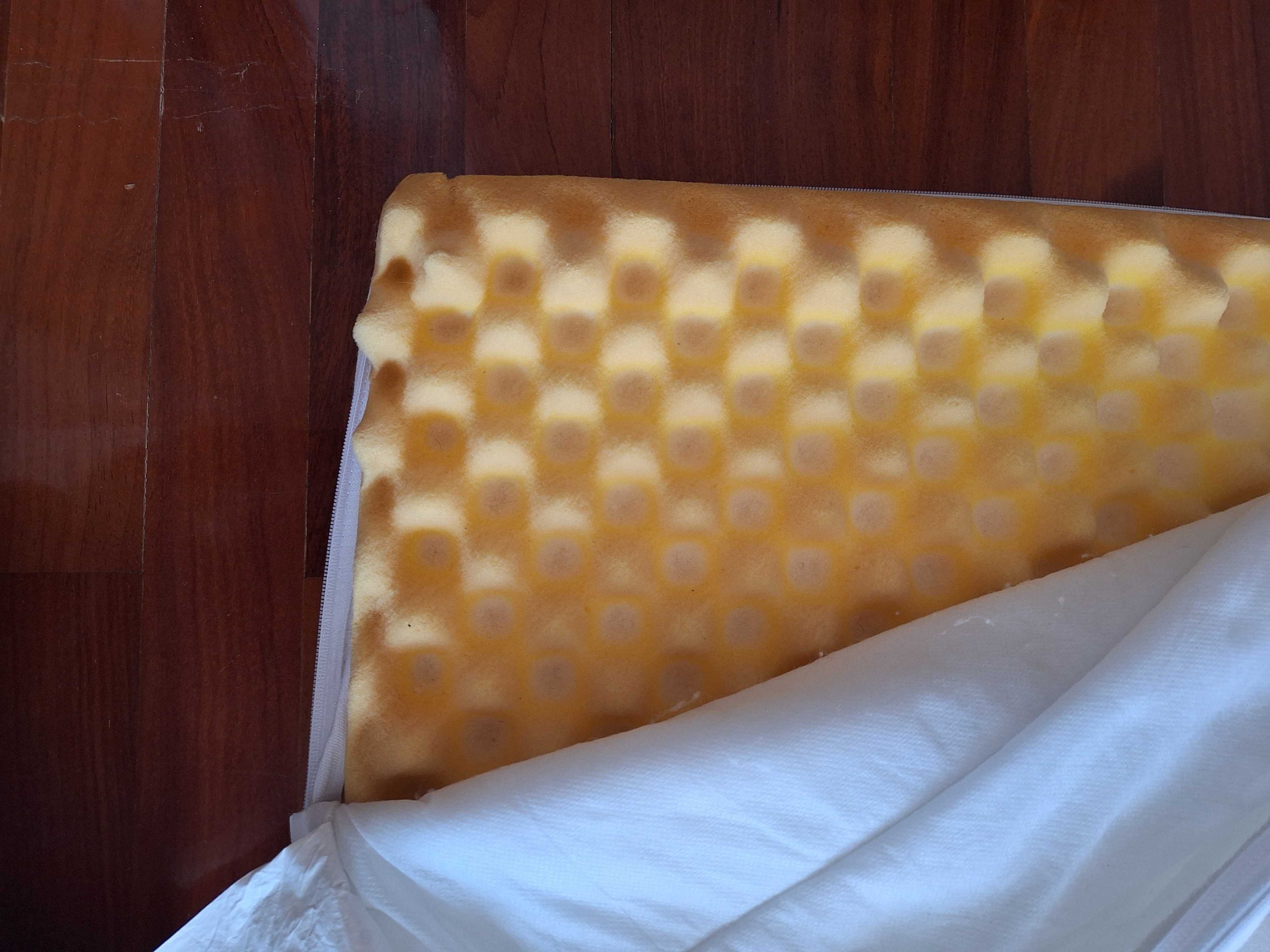 Colchão ikea de 90 por 1,85 e 10 cm de altura