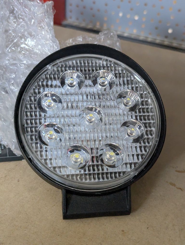 Lampa robocza LED 12 24 v okrągła lub kwadratowa