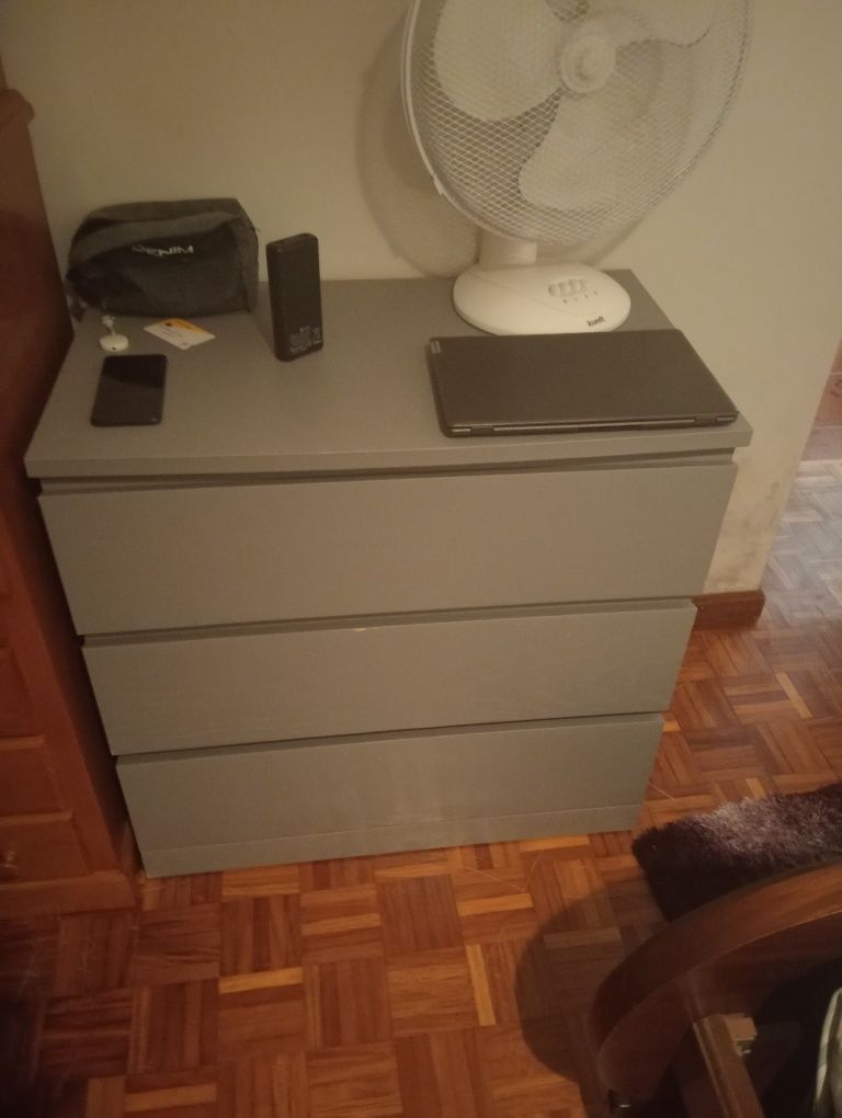 Móvel de quarto (usado)